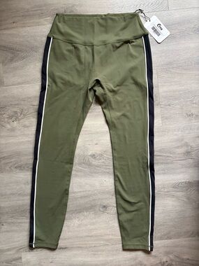 ZYIA Olive Tritone Confluence Legging
 size 12